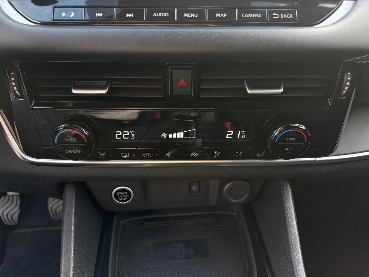 Nissan Qashqai MHEV 140 CV Business