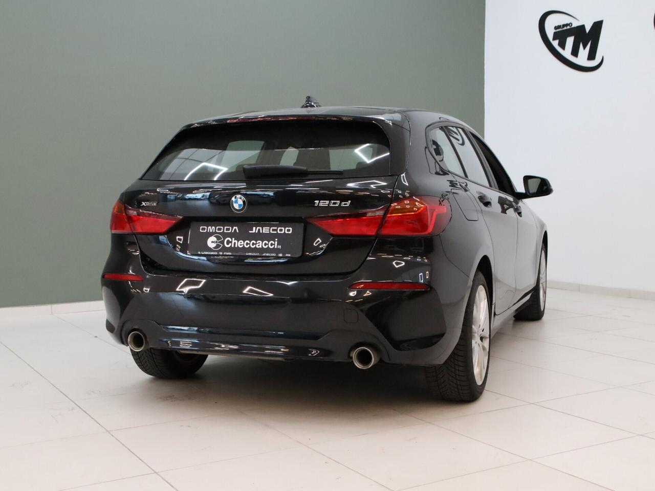 BMW 120d Serie 1 F40 xdrive Business auto
