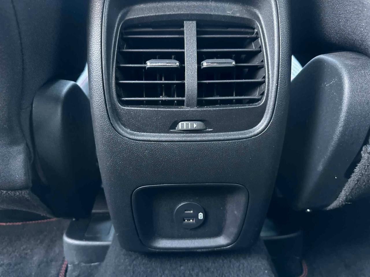 Ford Kuga 2.0 EcoBlue Hybrid 150 CV 2WD ST-Line