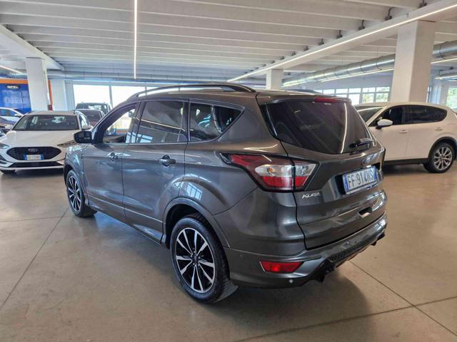 FORD Kuga 1.5 TDCI 120 CV 2WD ST-Line