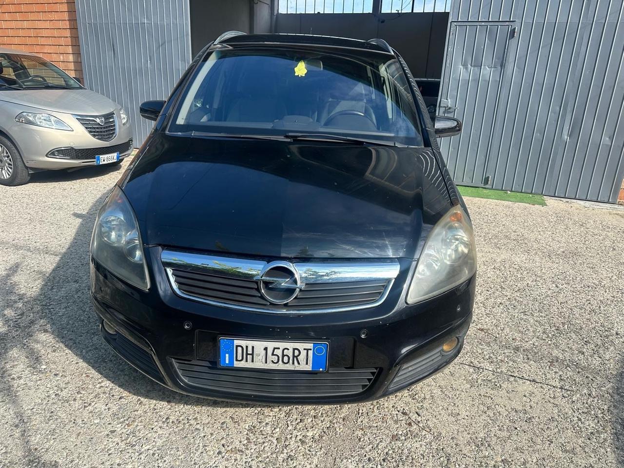 Opel Zafira 1.9 16V CDTI 150CV Cosmo