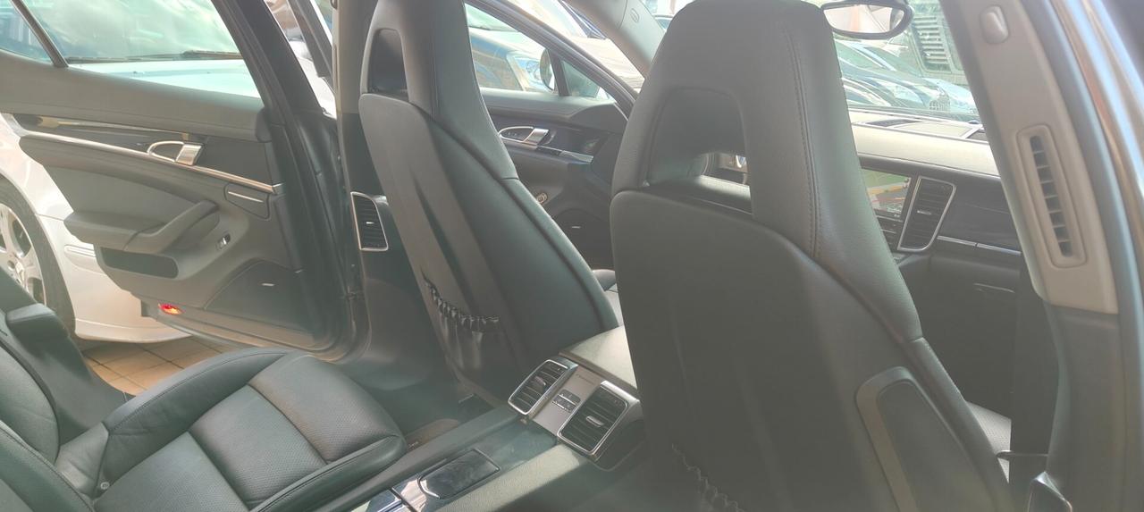 Porsche Panamera S 3.0d