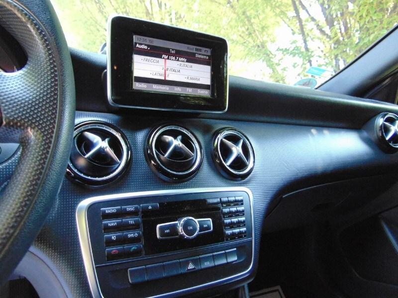 MERCEDES Classe A (W176) A 180 CDI BlueEFFI...