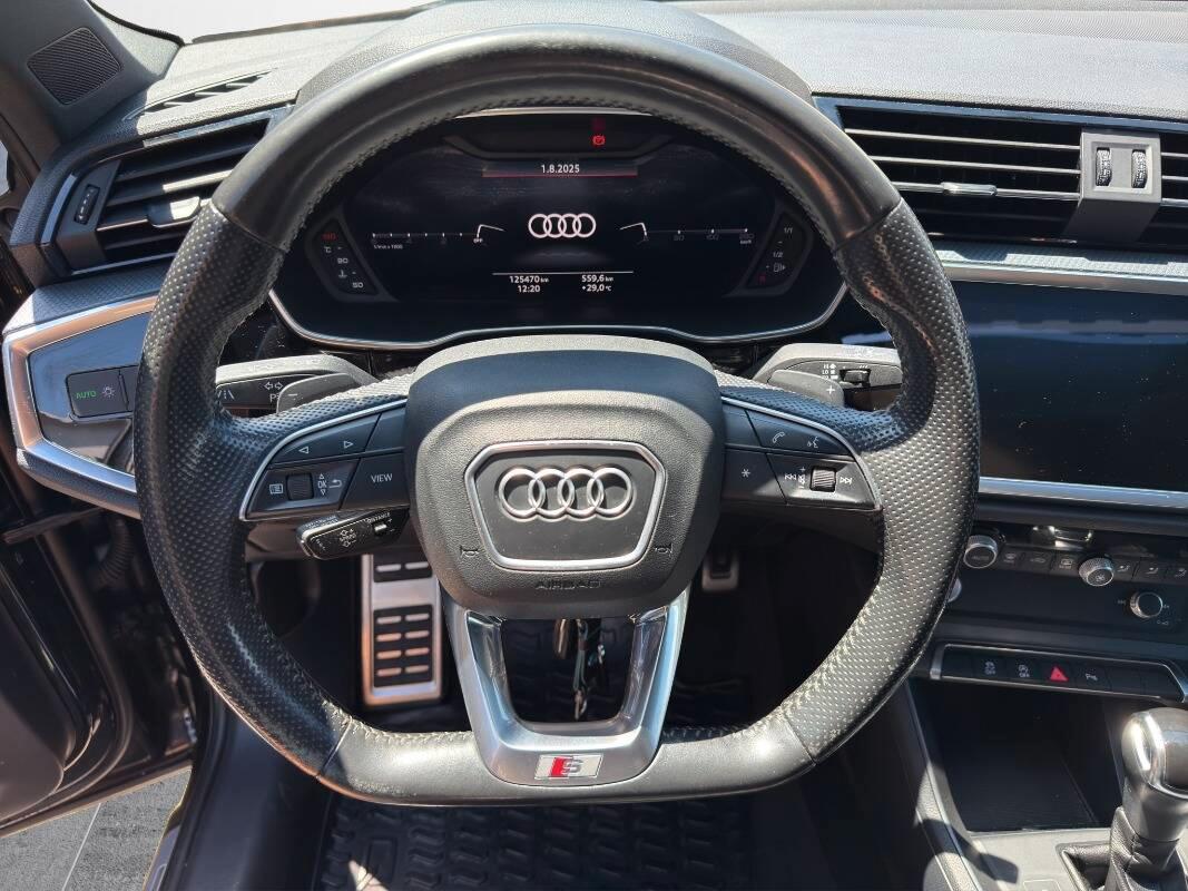 Audi Q3 35 2.0 tdi S line edition s-tronic