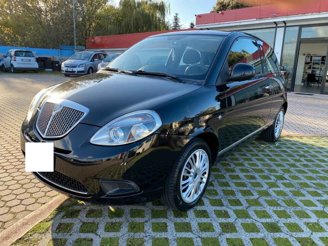 Lancia Ypsilon 1.3 MJT 75 CV 3P "Come Nuova"