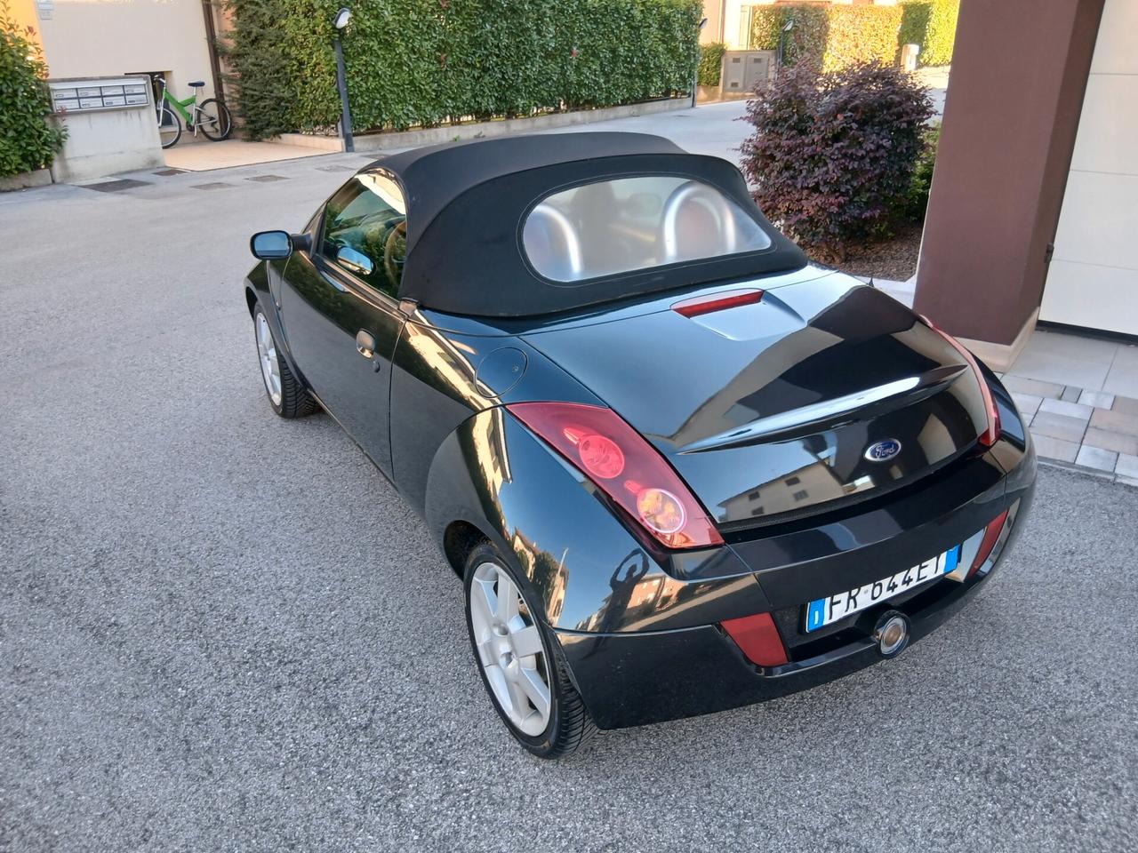 Ford Ka StreetKa 1.6 leather Collection in pronta consegna