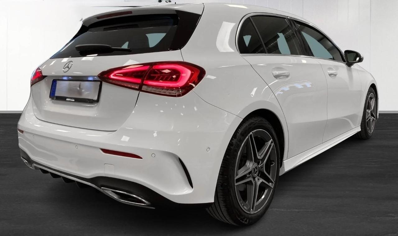 Mercedes-benz A 180 A 180 Automatic Business AMG 7G-DCT TELECAMERA - NAVY