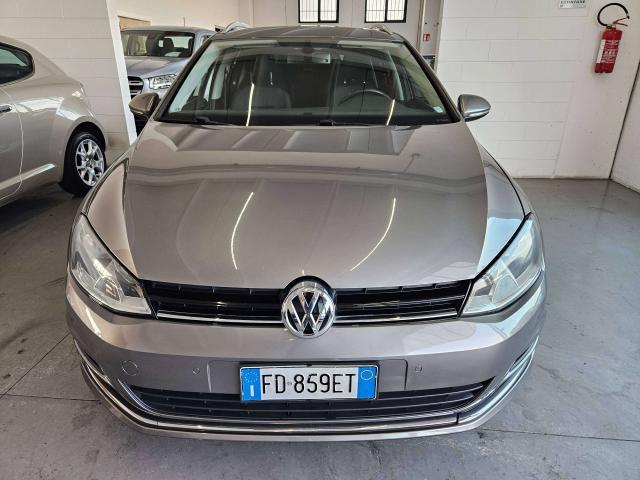 Volkswagen Golf Variant 1.6 tdi Comfortline Business 110cv automatico/neopotentati