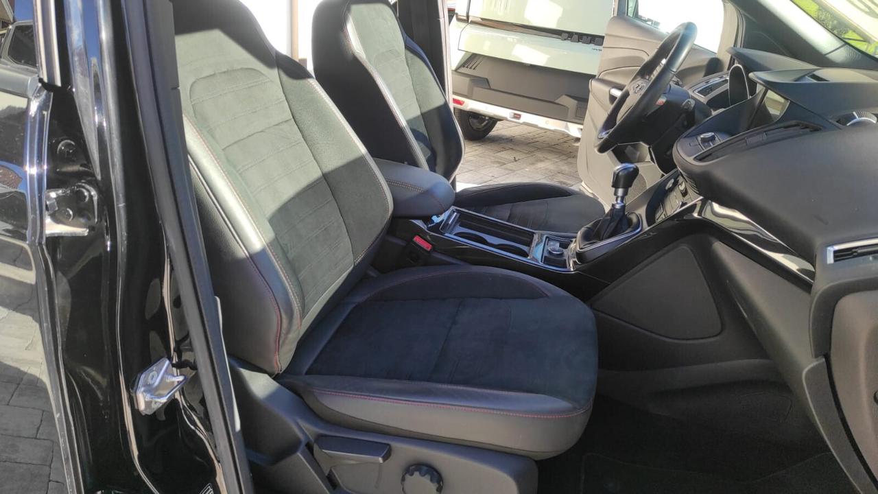 FORD KUGA 1.5 ECOBOOST BENZINA 120CV 2WD ST-LINE