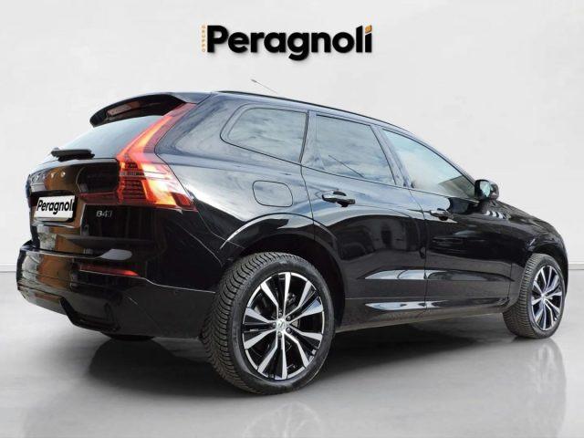 VOLVO XC60 B4 AWD ULTIMATE DARK AUTOMATICA AZIENDALE