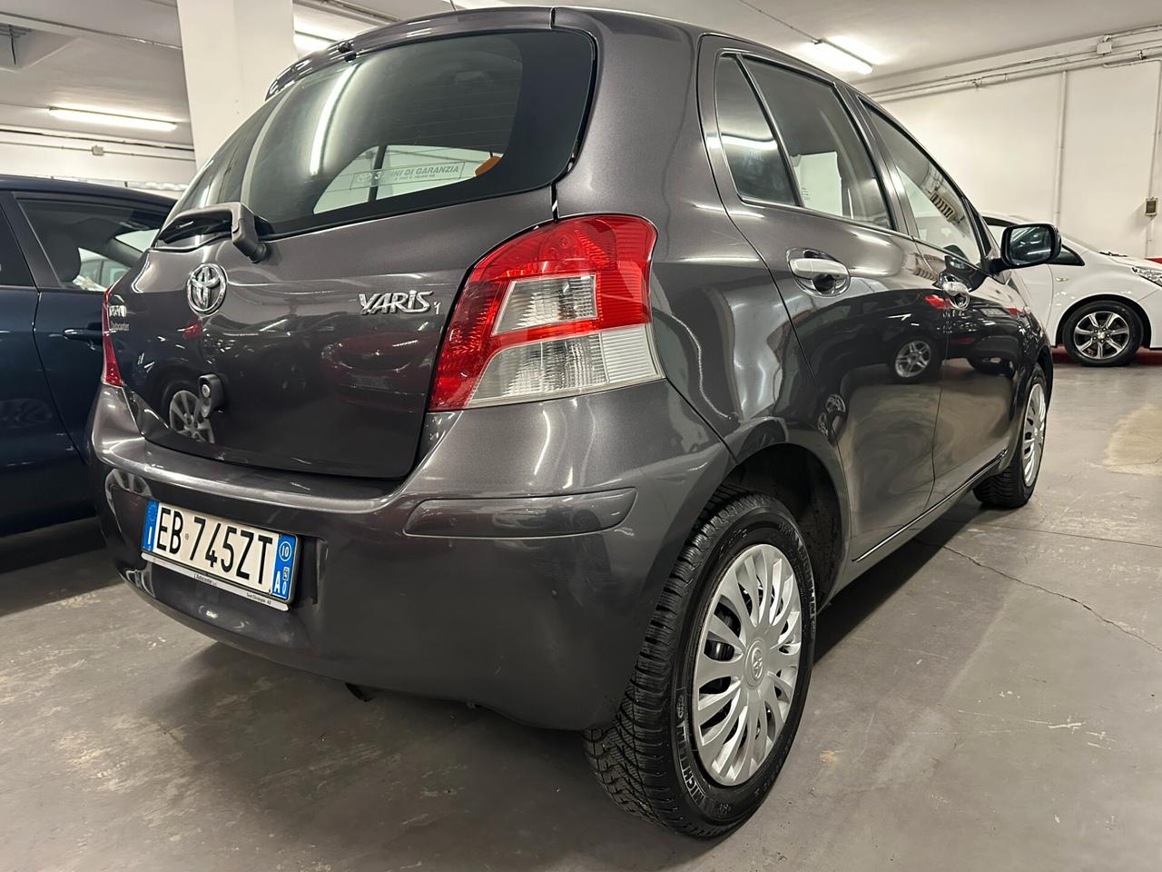 Toyota Yaris 1.3 5 porte Sol