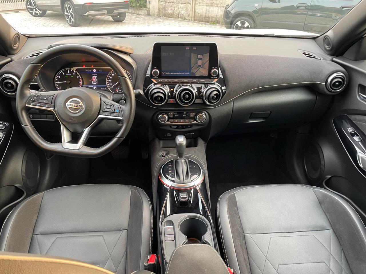 Nissan Juke 1.0 dig-t Premiere Edition dct + SUPER FULL!