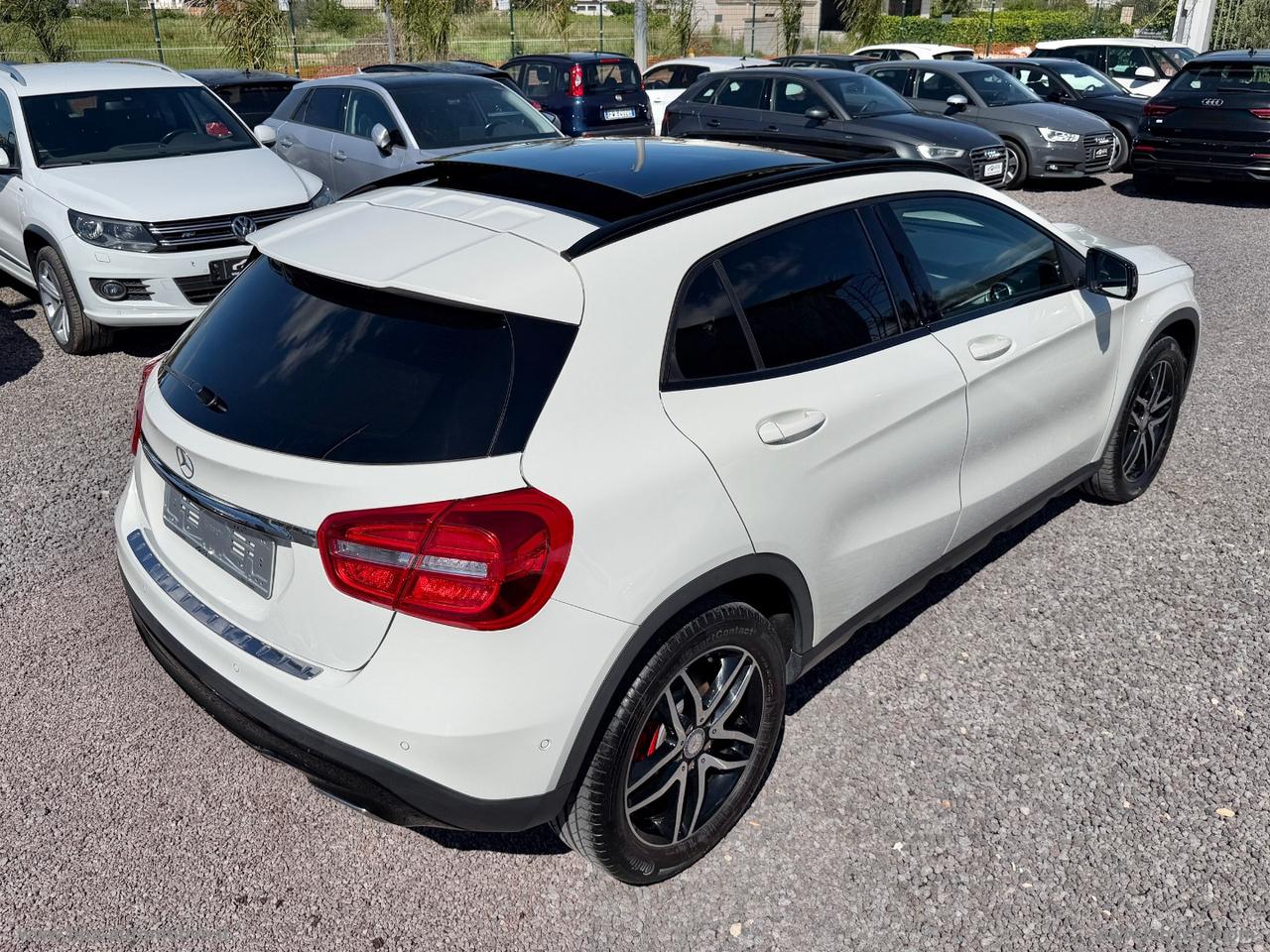 MERCEDES-BENZ GLA 220d Automatic 4Matic Sport TETTO LED PELLE NAVI