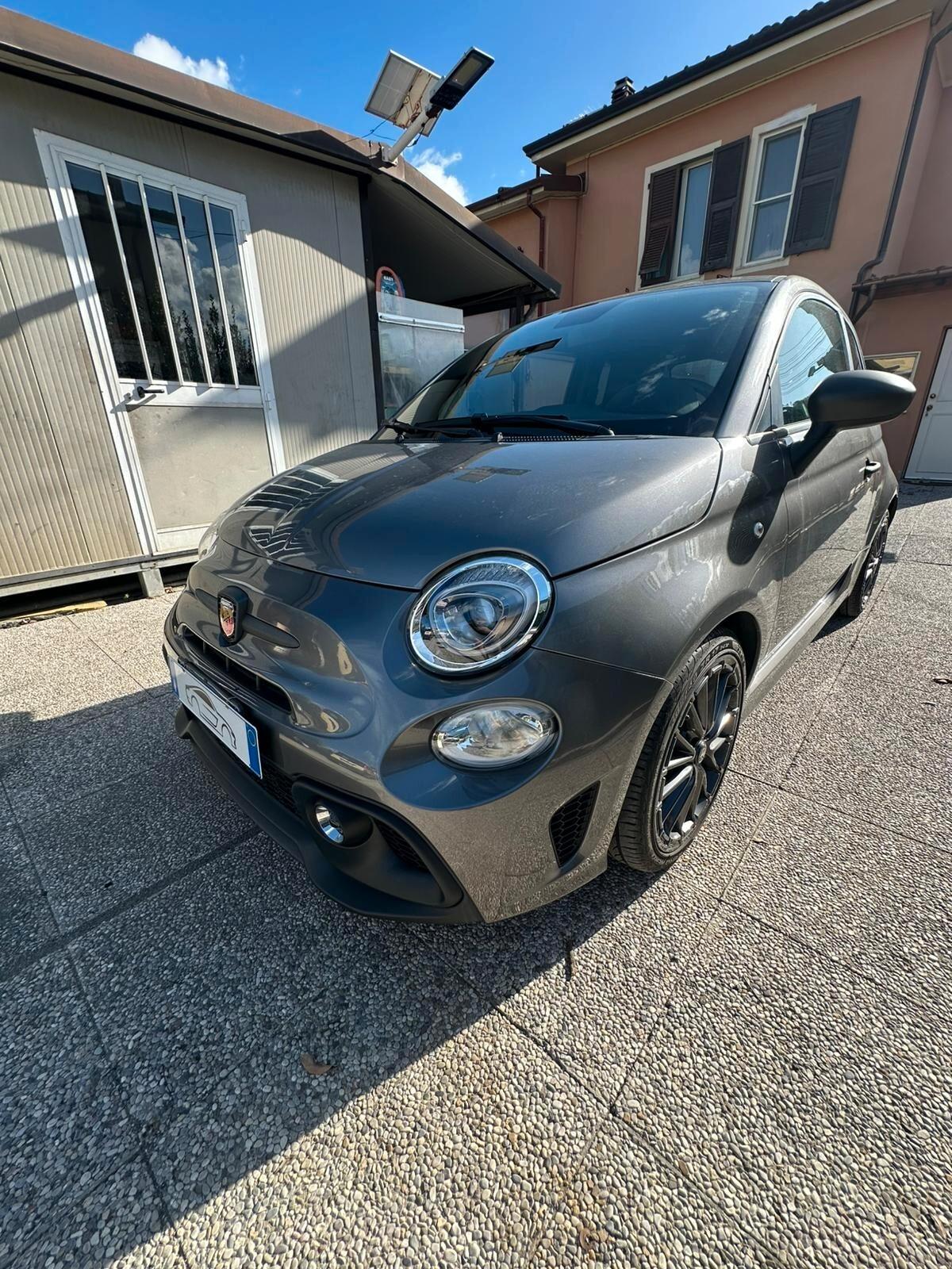 Abarth 595 1.4 Turbo T-Jet 165 CV