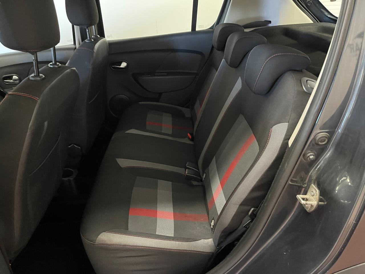 Dacia Sandero Stepway 1.5 Blue dCi 95 CV Techroad