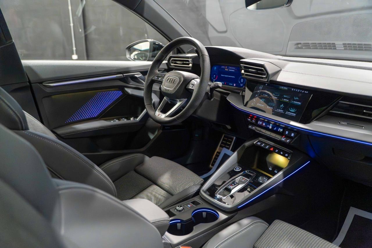 Audi A3 SPB 35 TDI 110 kW S tronic S line edition 19"/MATRIX/TETTO/SONOS