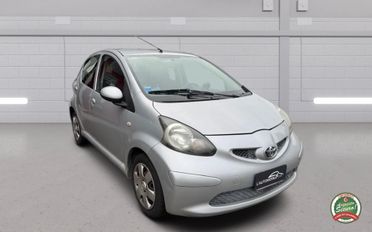 Toyota Aygo 1.0 12V VVT-i 5 porte Now