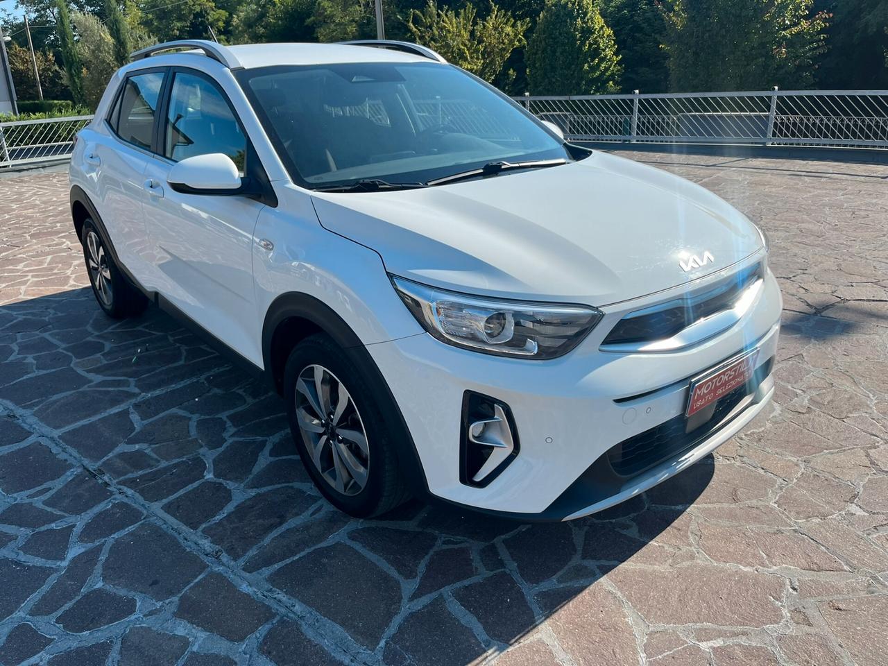 Kia Stonic 1.0 T-GDi 120 CV MHEV DCT Style Neopatentati