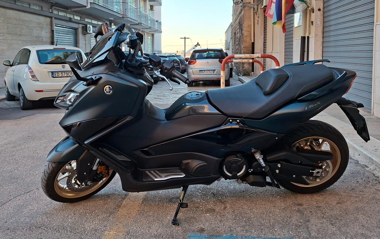 Yamaha T Max 560