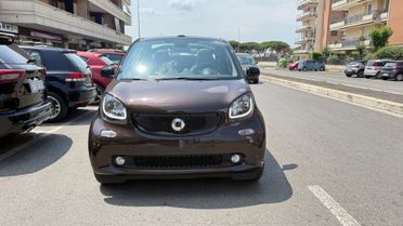Smart ForTwo 90 0.9 T twinamic cabrio Perfect LED PELLE KAMERA PDC BLUETOOTH