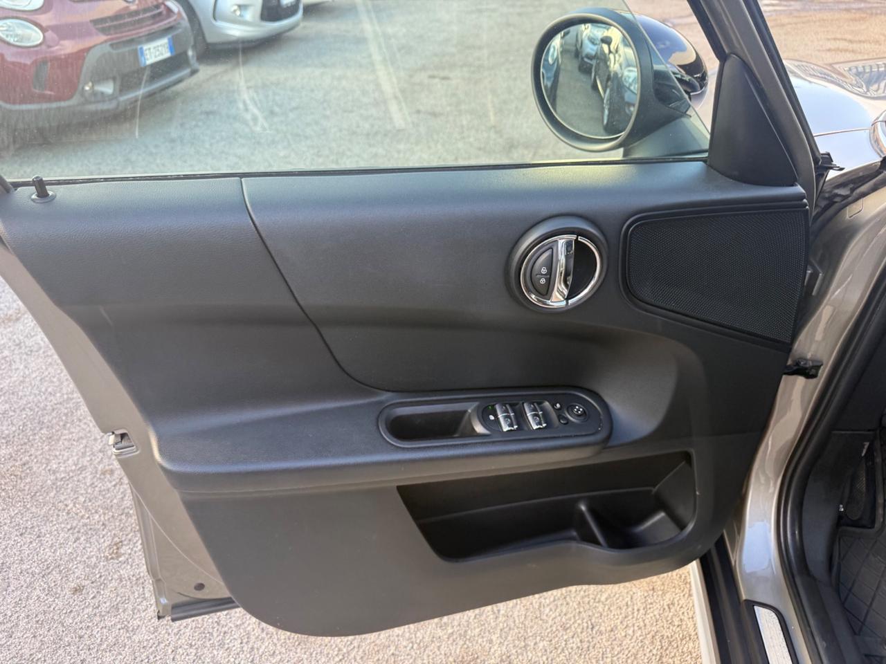 Mini Cooper D Countryman 2.0 Hype Automatica