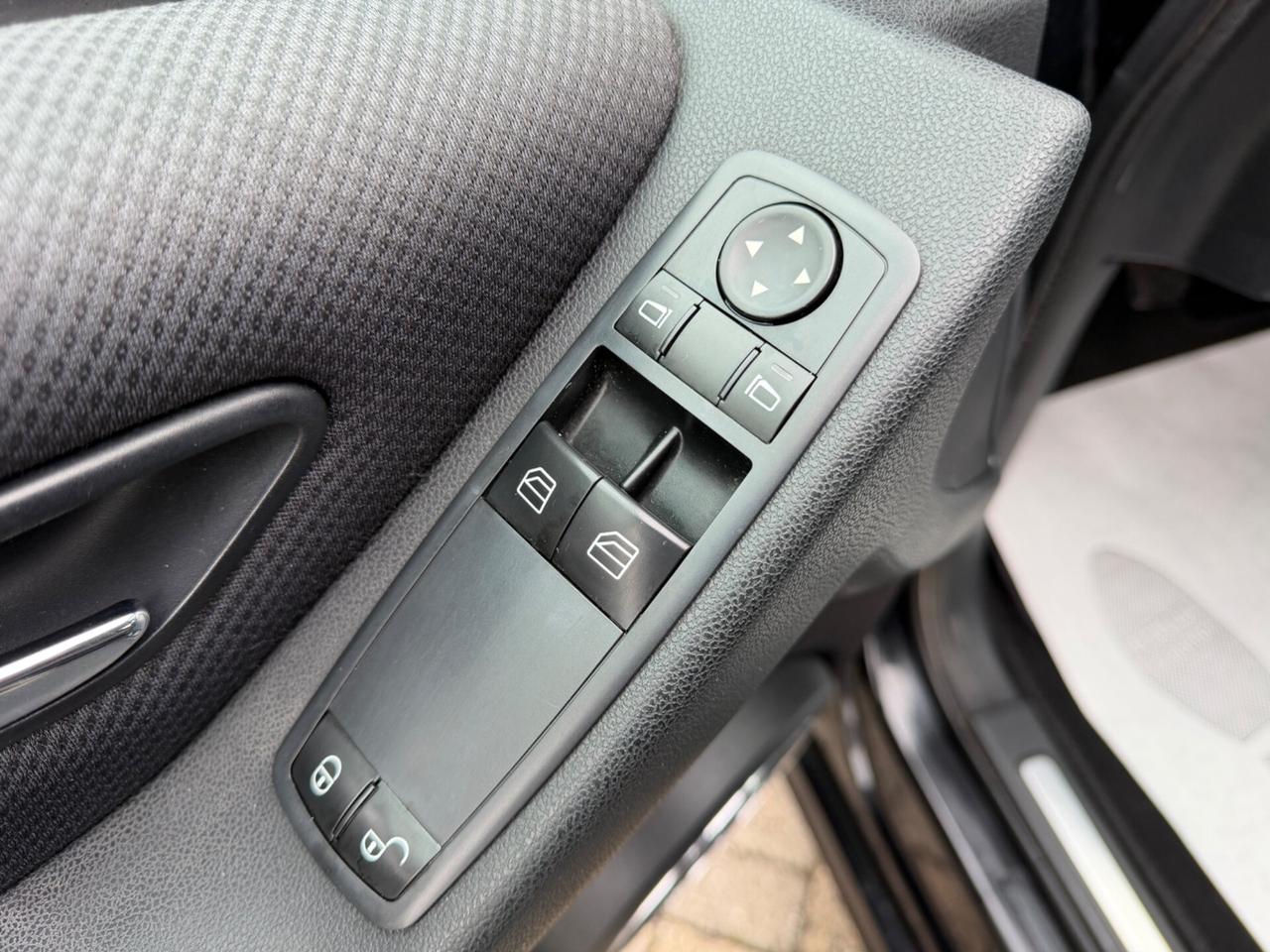 Mercedes-benz A 160 BlueEFFICIENCY