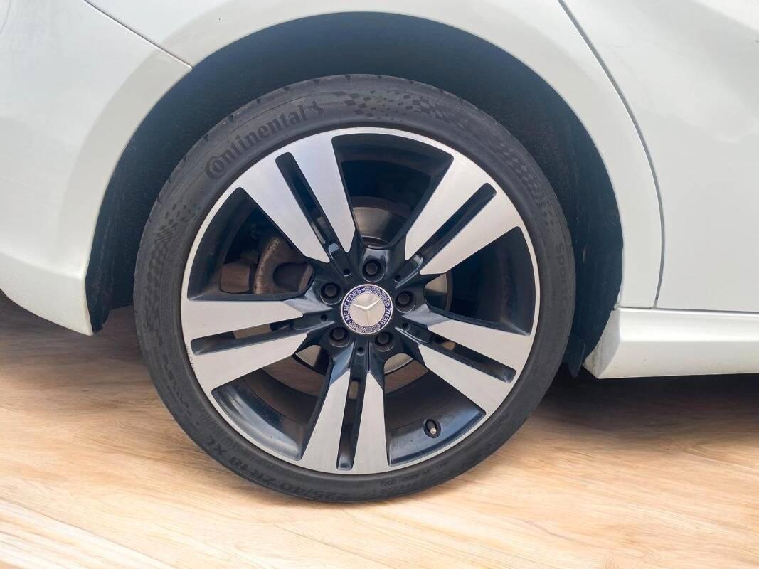 Mercedes Classe A Classe A - W176 180 cdi (be) Sport 2013