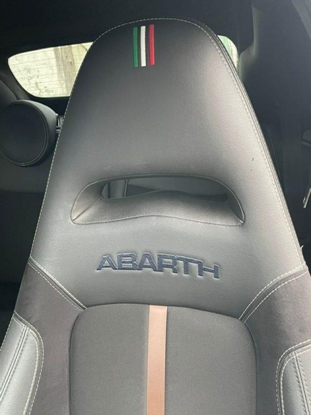 ABARTH 695 C 1.4 Turbo T-Jet XSR Yamaha Limited Edition