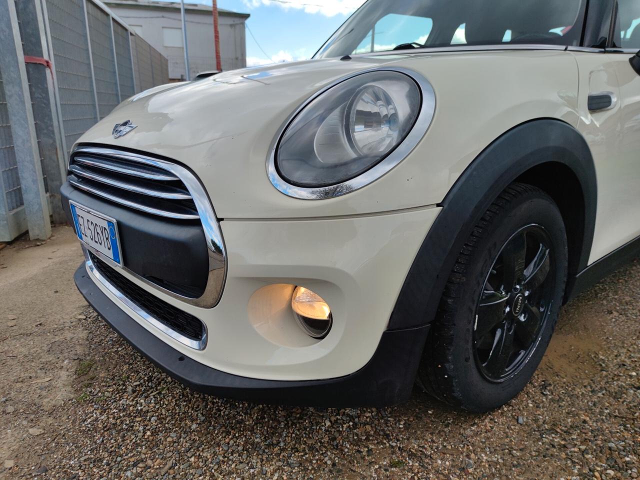 Mini Mini 1.5 One D Business