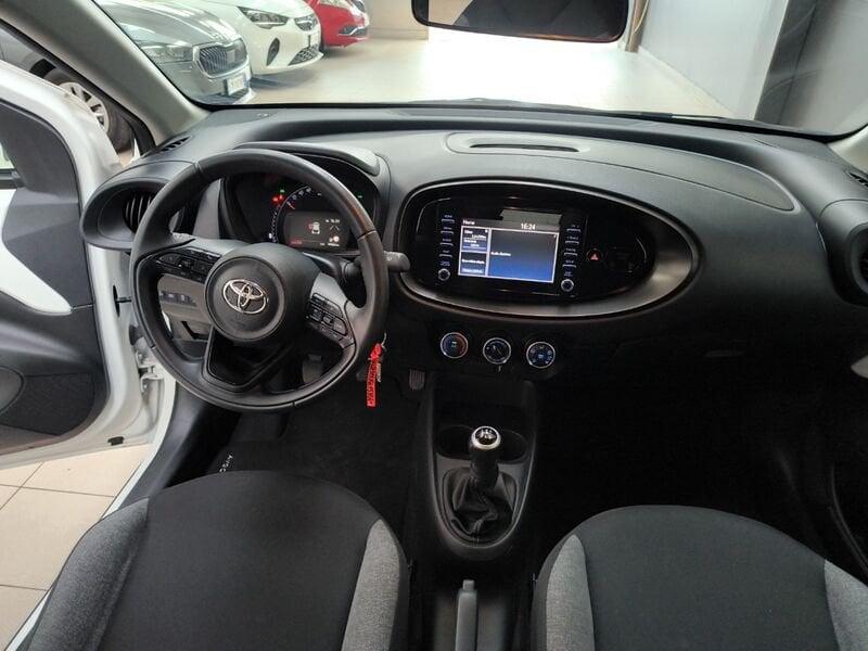 Toyota Aygo X Aygo X 1.0 Active 72cv