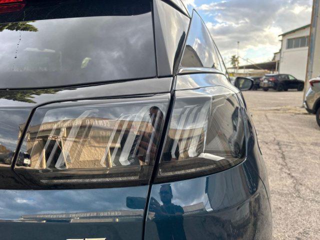 PEUGEOT 3008 Hybrid 136 e-DCS 6 GT