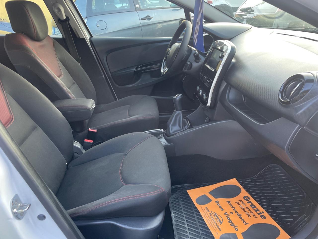 RENAULT CLIO 1.5 DIESEL 75 (CV) 2013