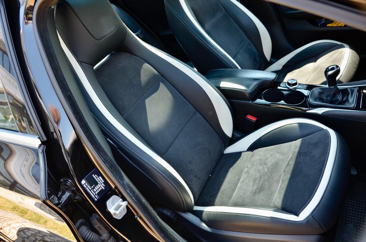 INFINITI Q30 1.5d SPORT 109cv, UNICO UTILIZZATORE, SERVICE CON FATTURE, EURO 6B, TETTO, HI-FI BOSE, 19", PERMUTE