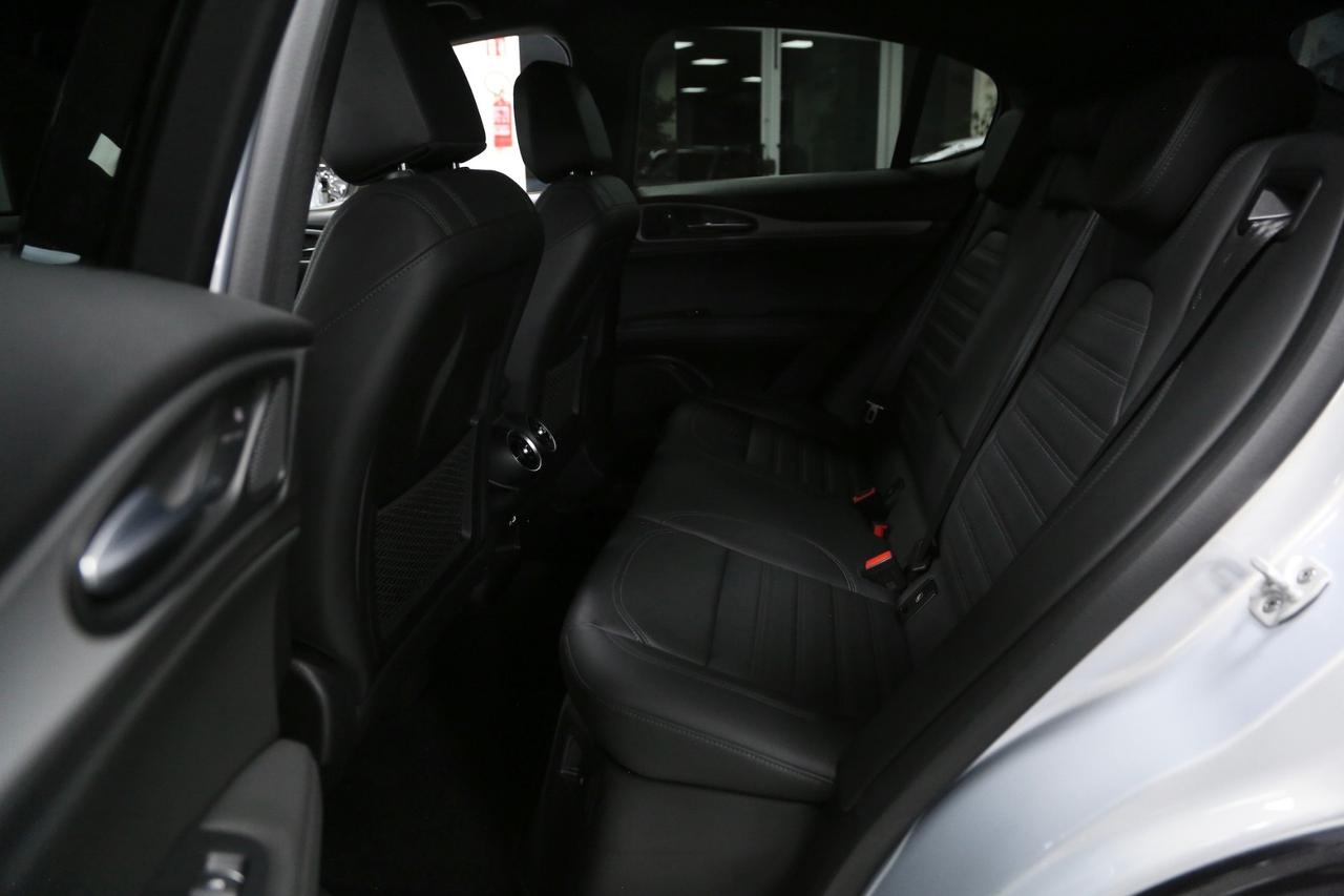 Alfa Romeo Stelvio 2.2 Turbodiesel 210 cv AT8 Q4 Veloce