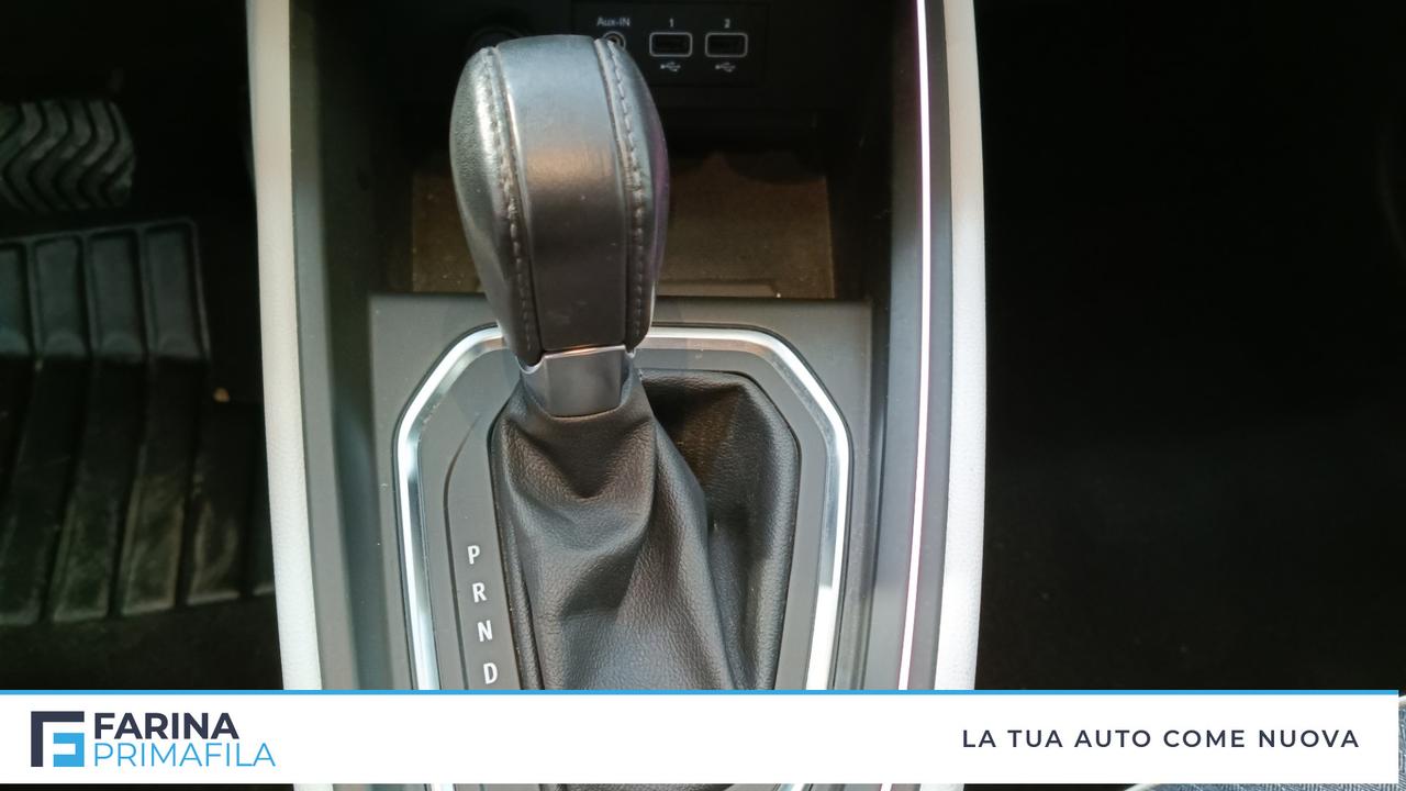 RENAULT Clio V 2019 - Clio 1.6 E-Tech full hybrid Techno 145cv auto