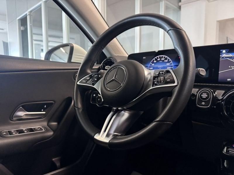 Mercedes-Benz Classe A A 180 d Advanced auto