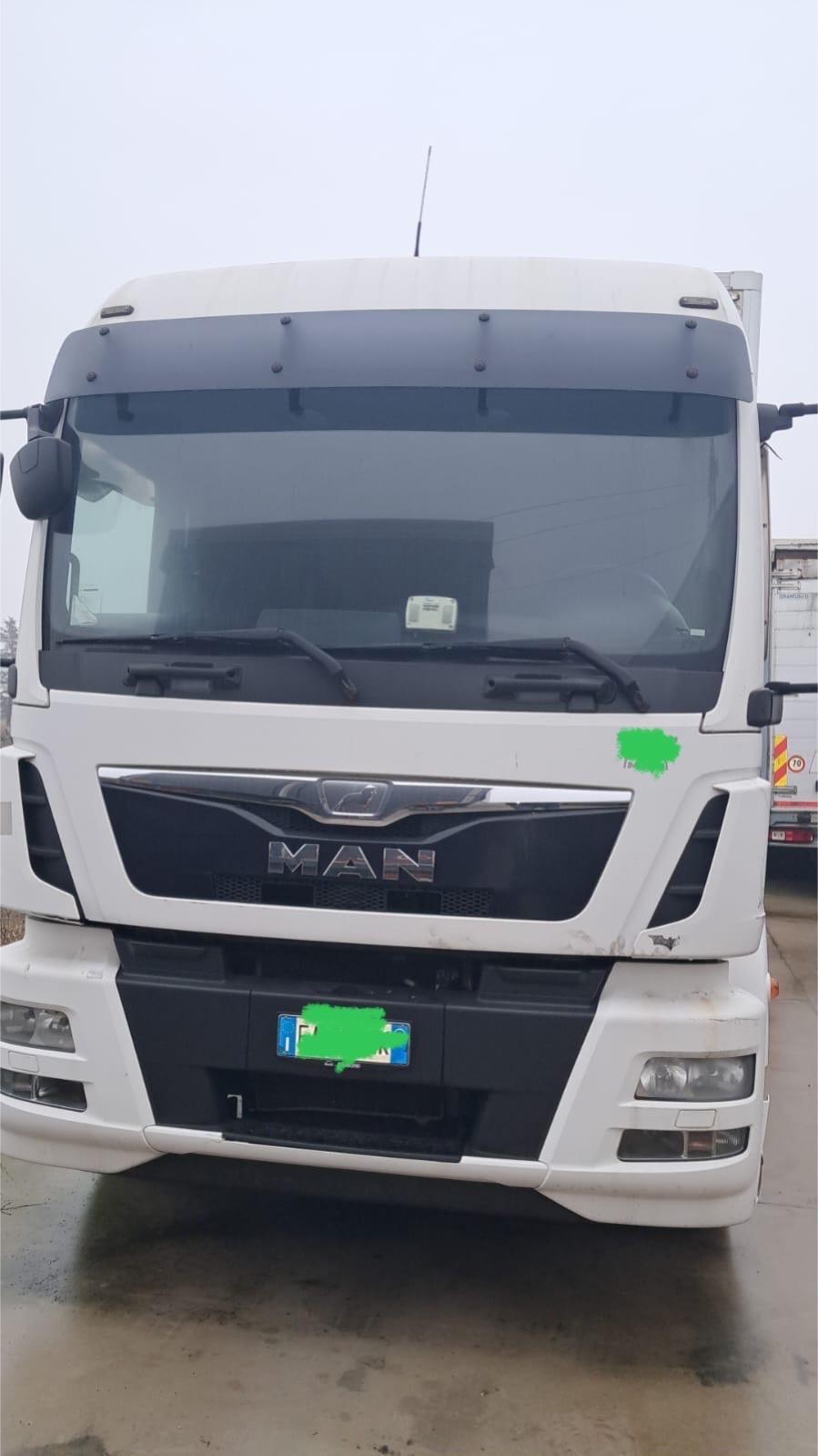 MAN TGM 18.340 Manuale Frigo-Sponda Con Problemi Al Motore