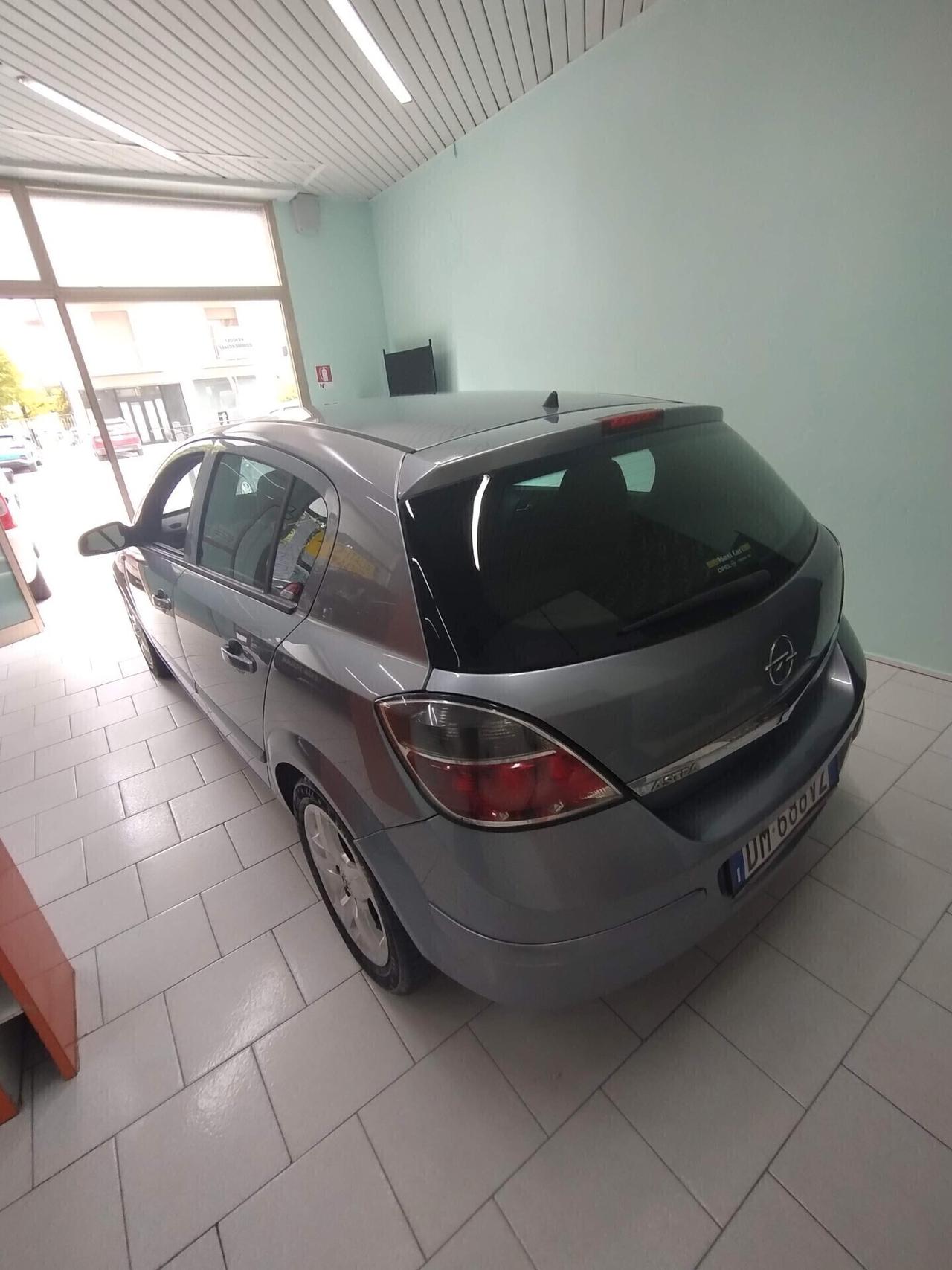 Opel Astra METANO solo 95.000KM