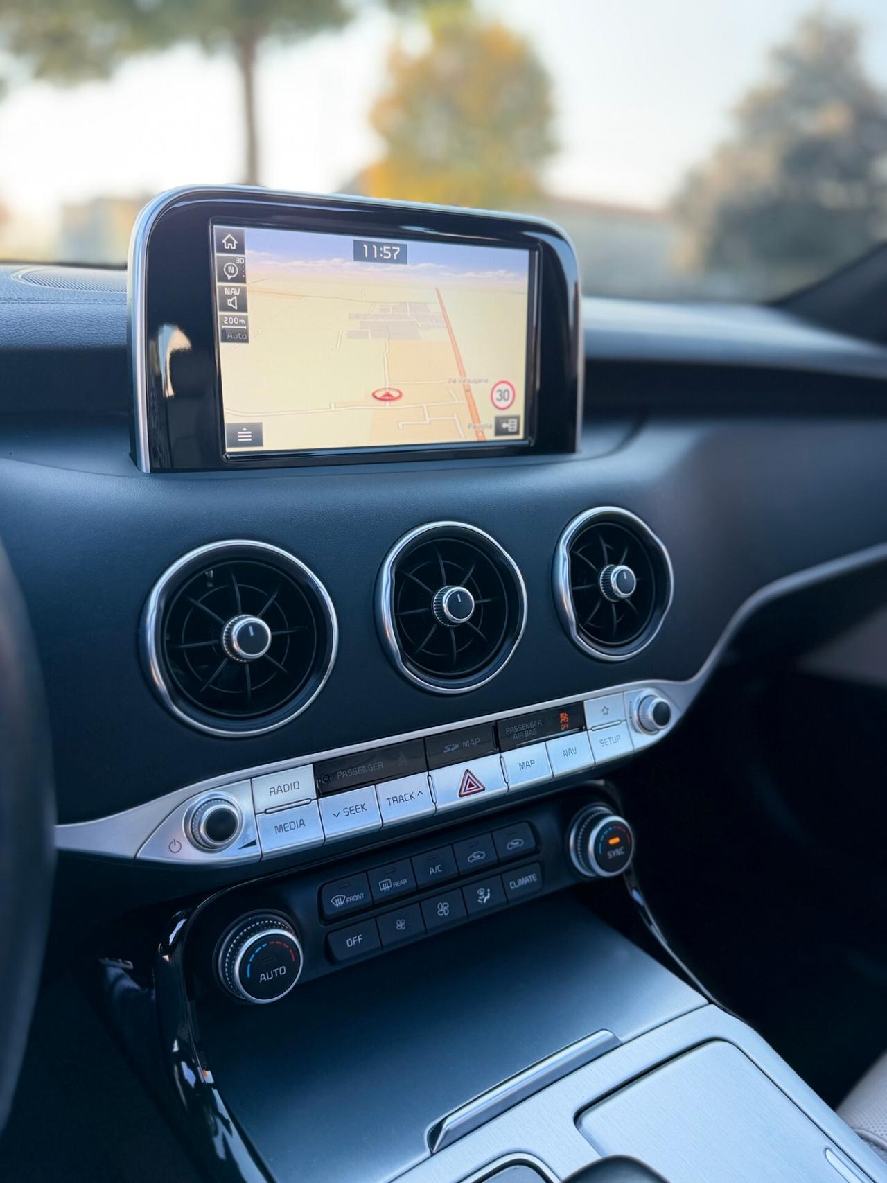 Kia Stinger 2.2 CRDi RWD AT8 GT Line