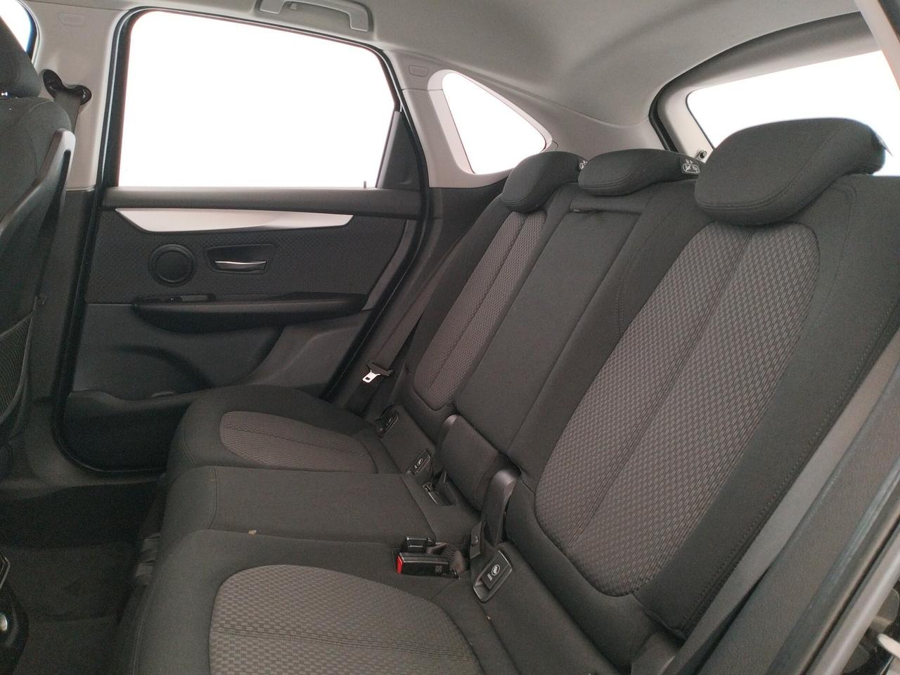 Bmw 2er Active Tourer 218d Advantage