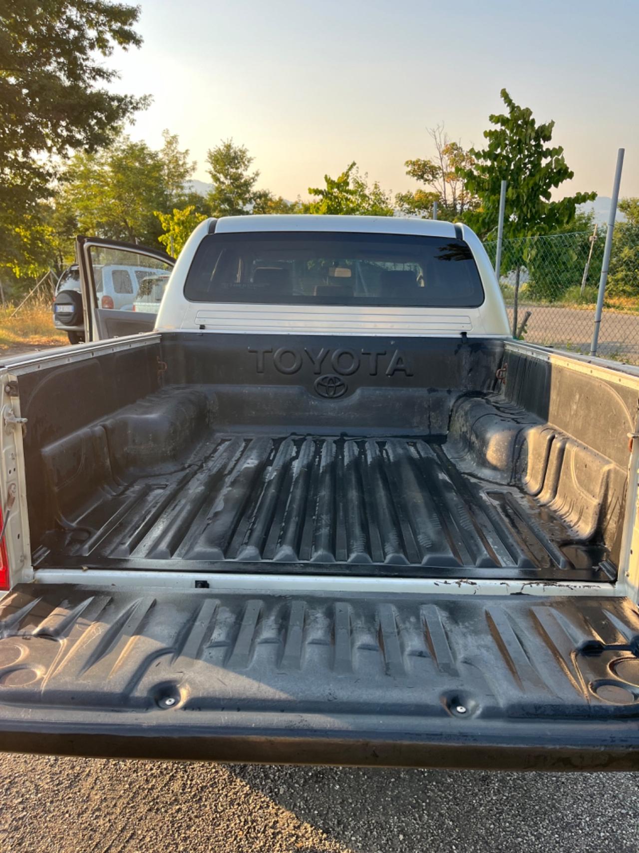 Toyota Hilux 3.0 D-4D 4WD 4p. Doub. CAB