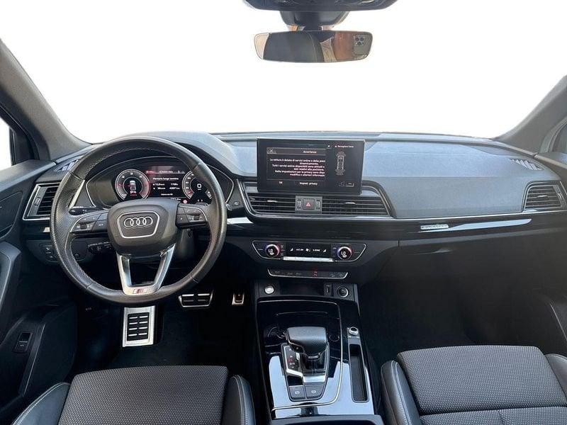 Audi Q5 Sportback 40 2.0 tdi mhev 12V Identity Black quattro s-tronic