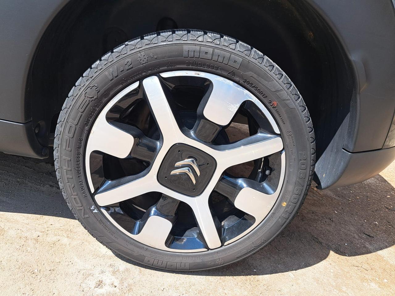 Citroen C4 Cactus PureTech 82 Shine
