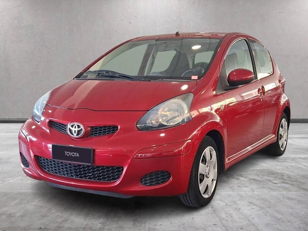 Toyota Aygo 5 Porte 1.0 VVT-i Sol Connect Red Edition