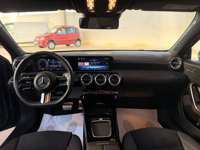 MERCEDES-BENZ A 200 Automatic AMG Line Premium