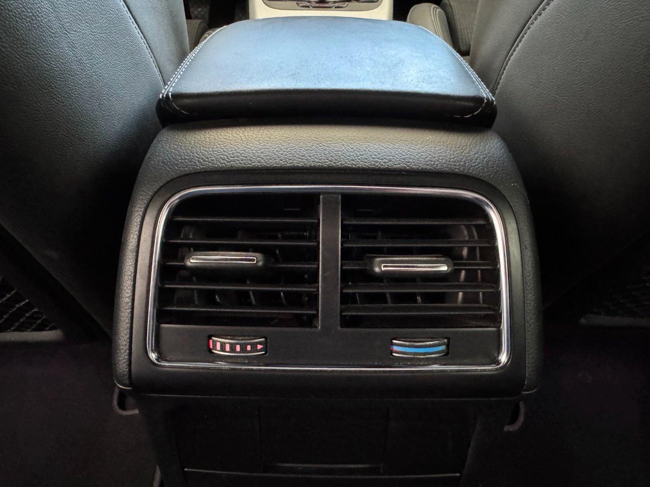 Audi A4 Berlina 2.0 tdi 143cv S-Line Soli 120000 km 1Prop