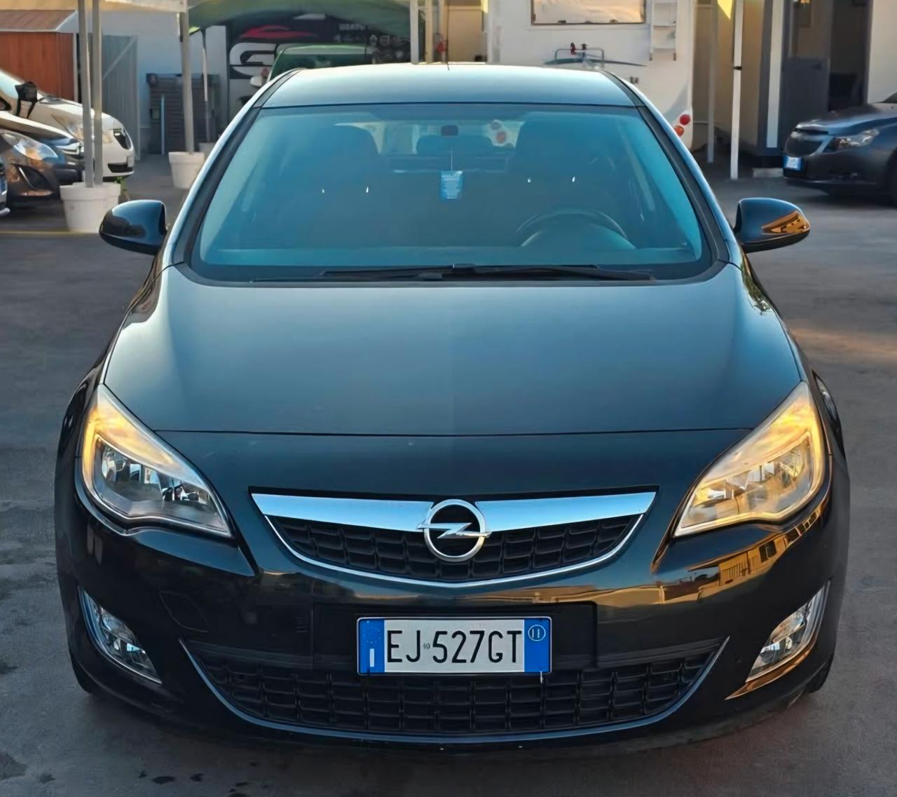 Opel Astra 1.7 CDTI 110CV 5 porte Elective