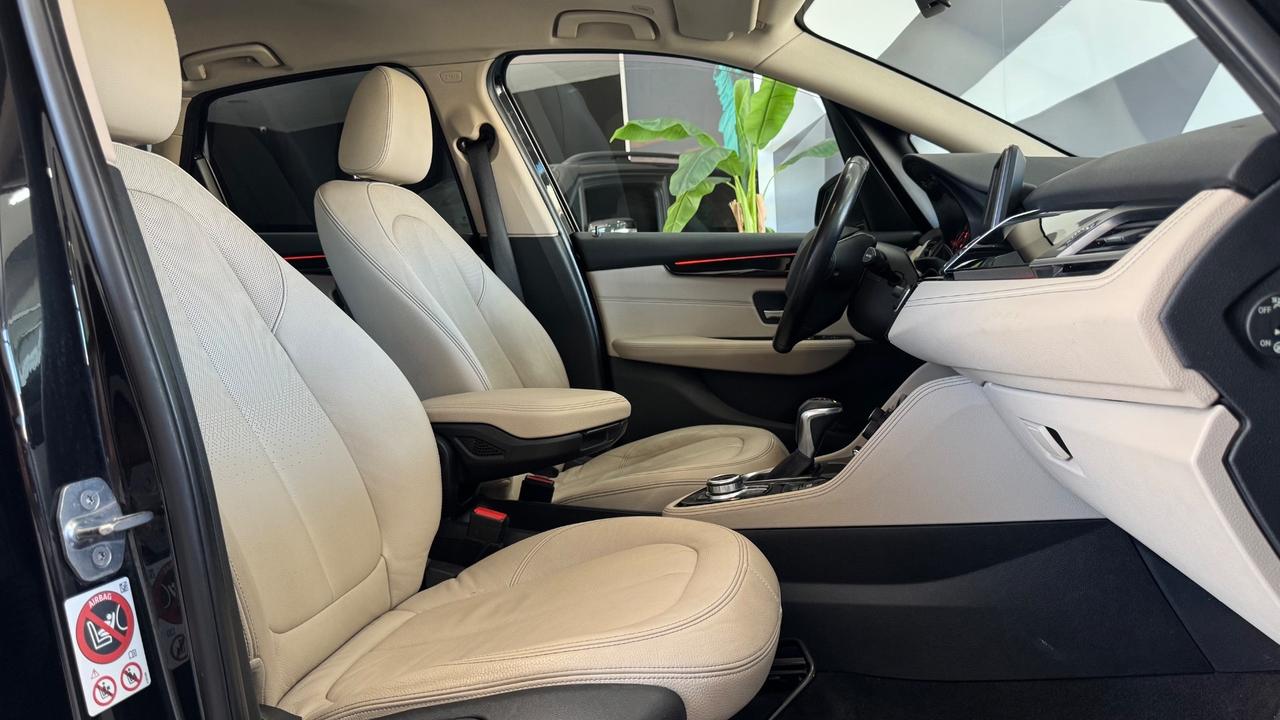 Bmw serie 2 Active Tourer 218d Luxury-2017