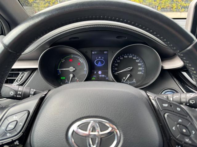 TOYOTA C-HR BUSINESS E-CVT 1.8cc 98cv AUTOCCARRO N1