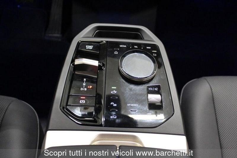 BMW iX xdrive50 pacchetto sportivo
